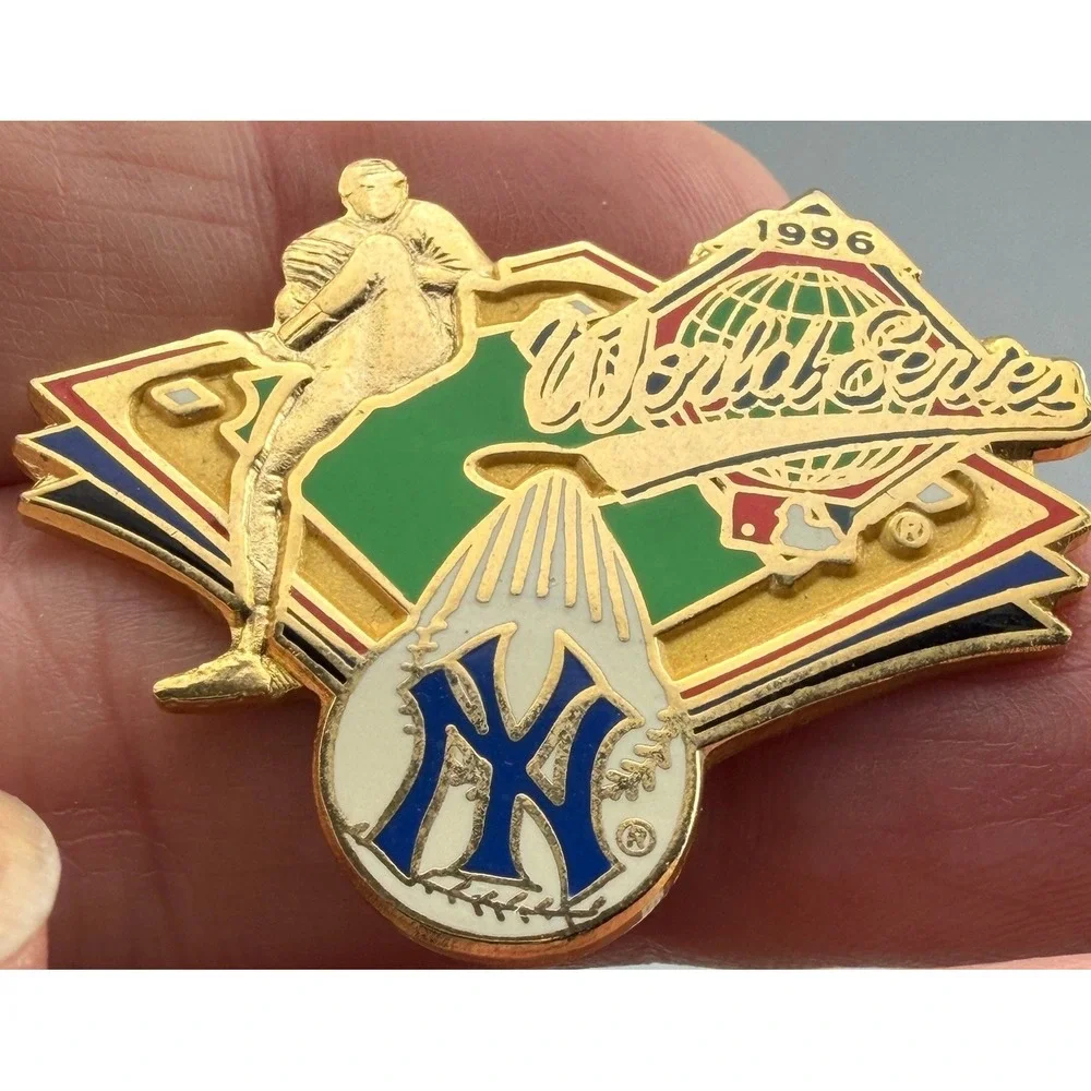 Vintage Pin World Series 1996 New York Yankees MLB Enamel Baseball Pin 1.5